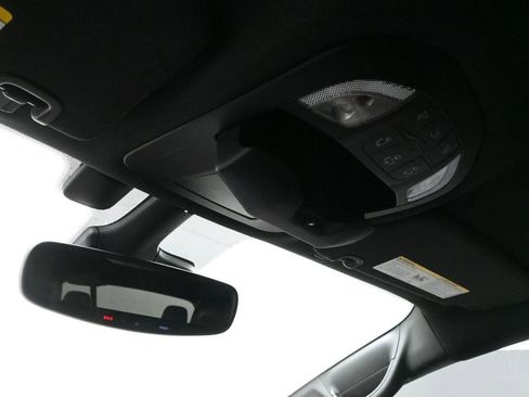 Used 2021 Chrysler Pacifica Limited w/ Premium & Safety Sphere Group image 16