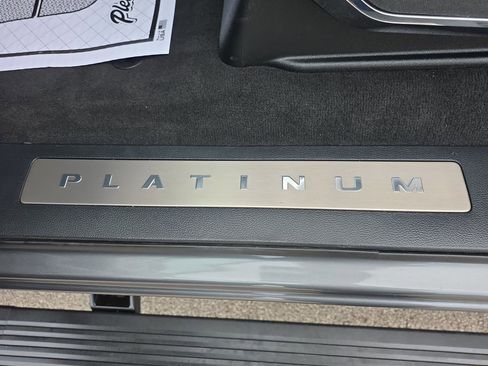 Used 2025 Ford F250 Platinum image 34