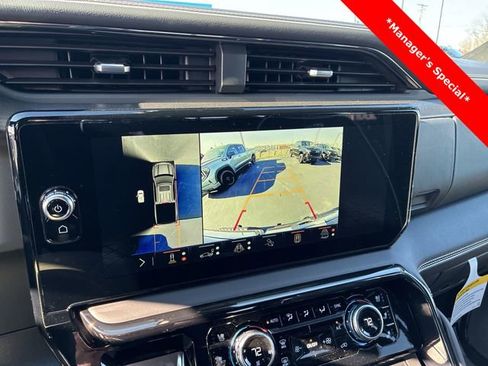 New 2024 GMC Sierra 1500 AT4X w/ AT4X AEV Edition image 16