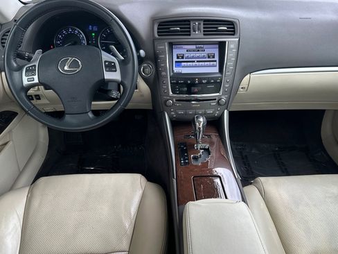 Used 2011 Lexus IS 250 w/ Premium Pkg Value Edition image 17