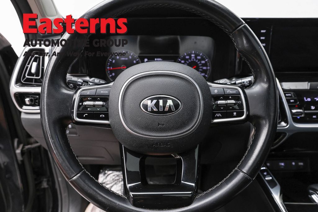 Used 2021 Kia Sorento SX FWD image 12