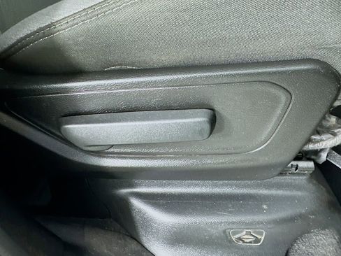 Used 2019 RAM 1500 Big Horn AWD/4WD image 19