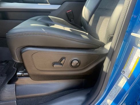 Used 2023 RAM 1500 Big Horn AWD/4WD image 5