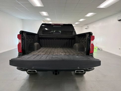 Used 2024 Chevrolet Silverado 1500 LT Trail Boss w/ Convenience Package II AWD/4WD image 7
