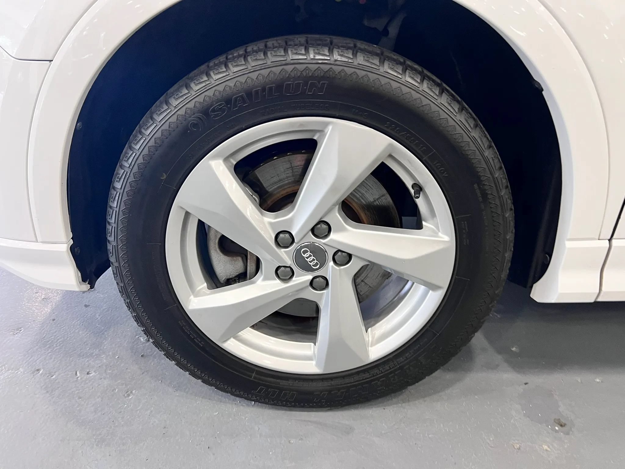 Used 2020 Audi Q3 2.0T Premium AWD/4WD image 35