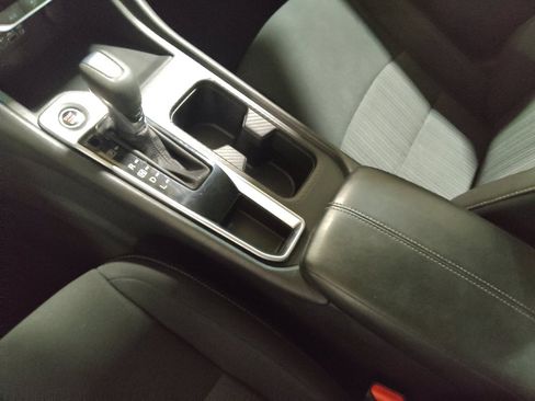 Used 2022 Nissan Sentra SV FWD image 26