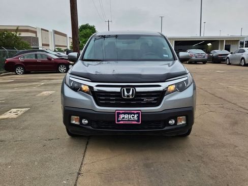 Used 2019 Honda Ridgeline Sport image 2