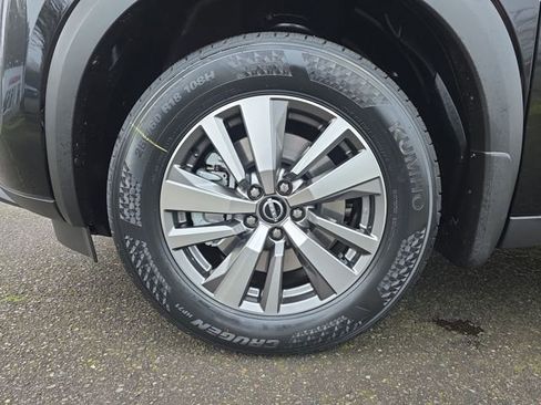 New 2025 Nissan Pathfinder SL image 28