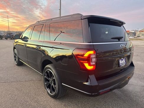 Used 2024 Ford Expedition Max Limited image 5