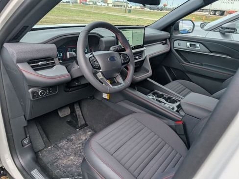 New 2026 Ford Explorer Active w/ Active Comfort Package image 12