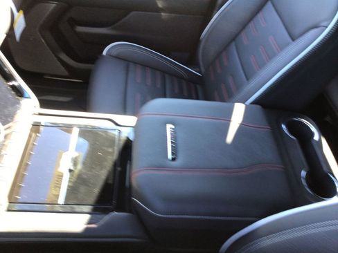 New 2026 GMC Yukon AT4 Ultimate w/ LPO, Illumination Package image 20