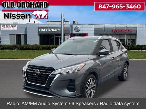 Used 2021 Nissan Kicks SV image 1