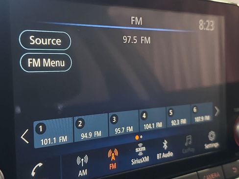 Used 2025 Nissan Altima 2.5 SV FWD image 19