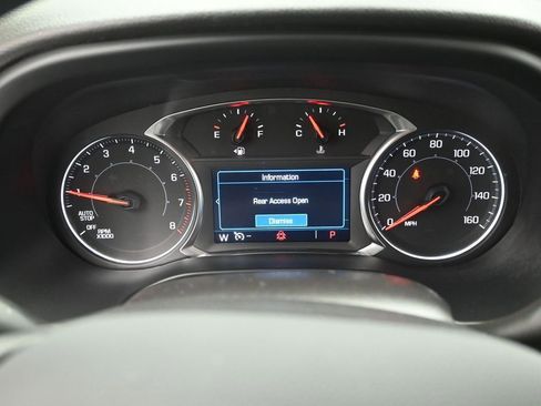 Certified 2023 GMC Acadia SLE w/ Driver Convenience Package AWD/4WD image 16