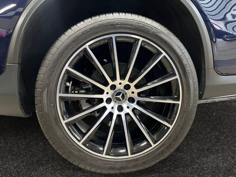 Used 2023 Mercedes-Benz GLC 300 4MATIC image 8