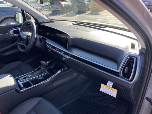 New 2026 Kia Sorento SX AWD/4WD image 32