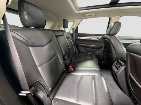 Used 2019 Cadillac XT5 Premium Luxury w/ Driver Assist Package AWD/4WD image 30