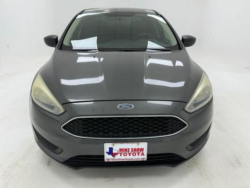 Used 2016 Ford Focus S image 3