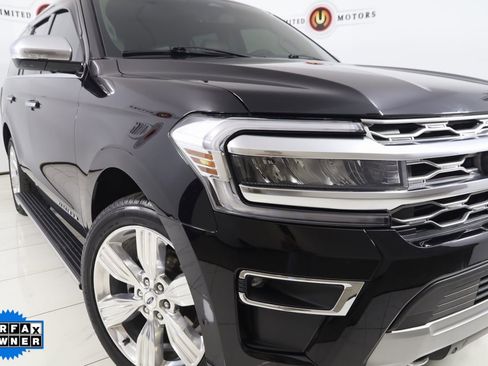 Used 2022 Ford Expedition Platinum image 19