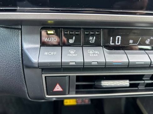 Used 2026 Toyota Camry XLE w/ Premium Plus Package FWD image 18
