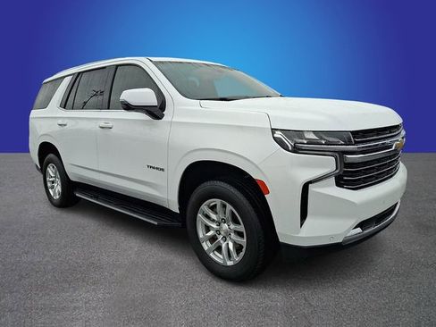 Used 2022 Chevrolet Tahoe LT w/ Luxury Package image 3