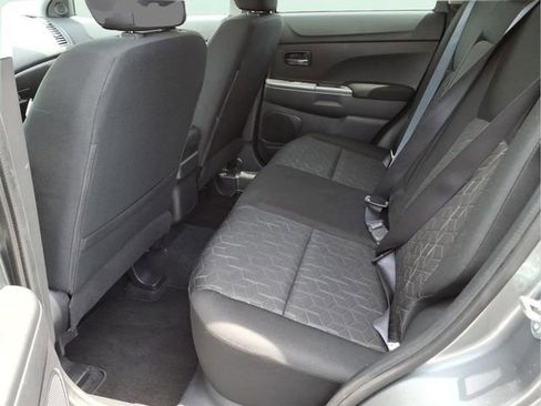 Used 2025 Mitsubishi Outlander Sport ES AWD/4WD image 17