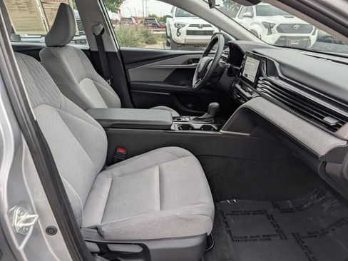 Used 2025 Toyota Camry LE FWD image 29