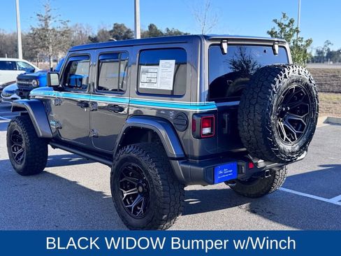 Used 2022 Jeep Wrangler Unlimited Sahara w/ Cold Weather Group image 6