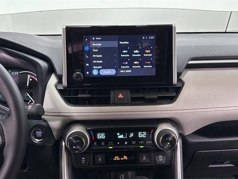 Certified 2025 Toyota RAV4 XLE image 10