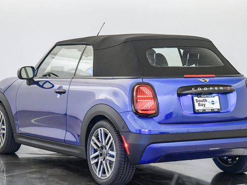 New 2026 MINI Cooper S FWD image 2