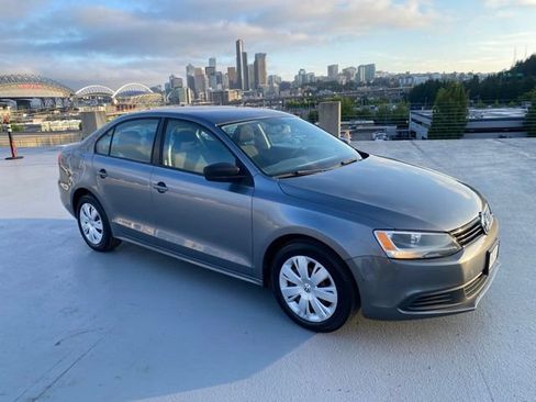 Used 2011 Volkswagen Jetta Sedan FWD image 22