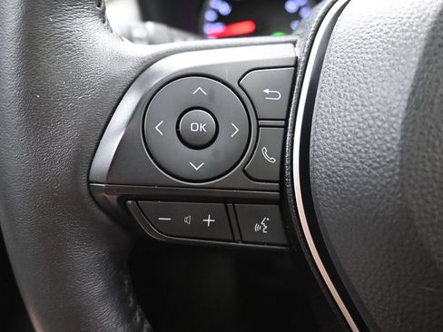 Used 2021 Toyota RAV4 XLE Premium FWD image 26