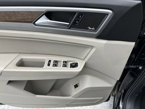 Used 2019 Volkswagen Atlas SEL Premium image 13