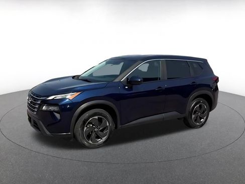 Used 2025 Nissan Rogue SV FWD image 6