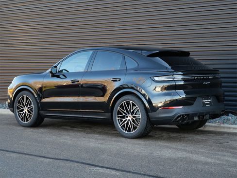 New 2026 Porsche Cayenne Coupe image 3