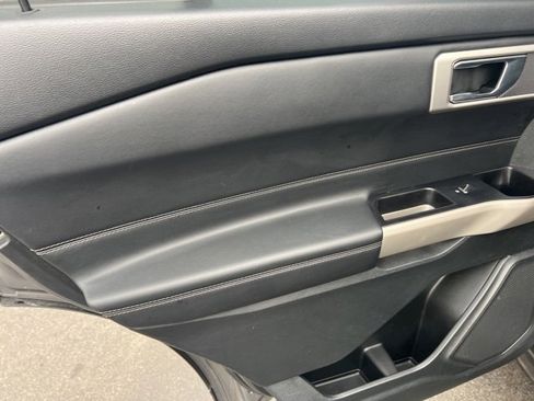 Used 2023 Ford Explorer XLT w/ Equipment Group 202A image 26