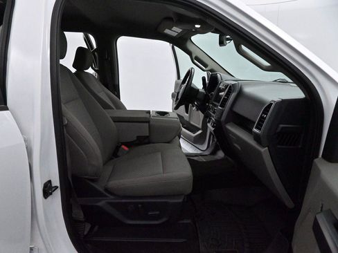 Used 2019 Ford F150 XLT w/ Equipment Group 302A Luxury AWD/4WD image 28