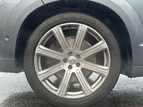 Used 2016 Volvo XC90 T6 Inscription w/ Vision Package AWD/4WD image 11