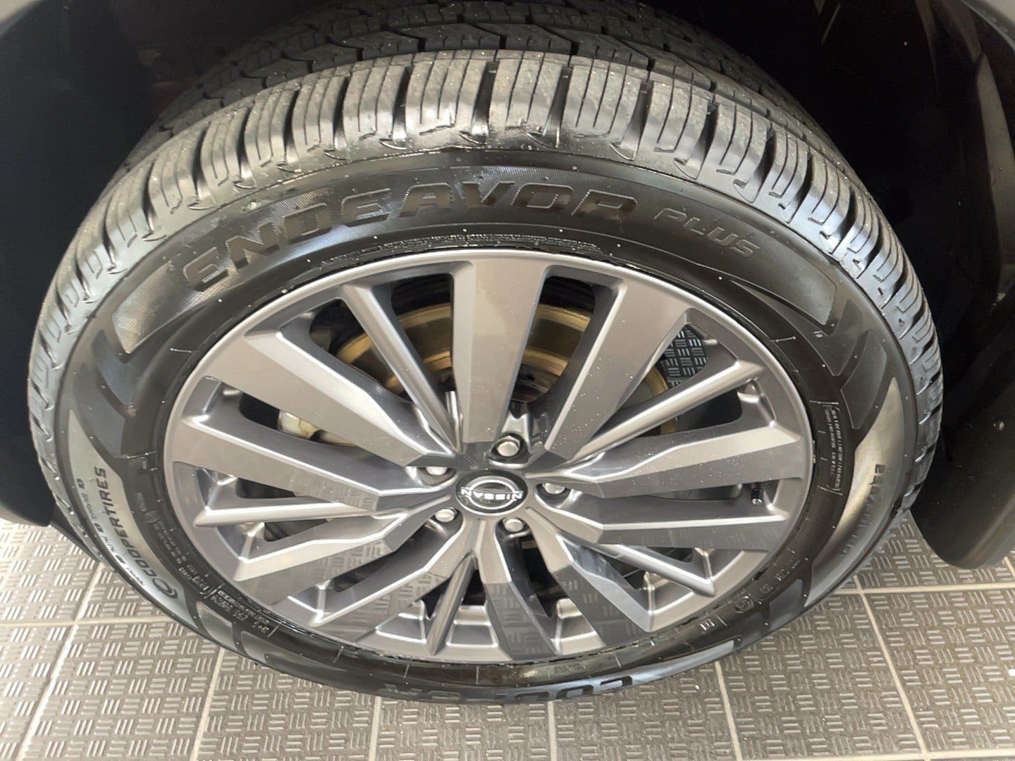Used 2023 Nissan Pathfinder SL w/ SL Premium Package AWD/4WD image 5