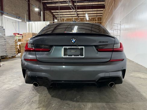 Used 2019 BMW 330i Sedan w/ M Sport Package RWD image 9