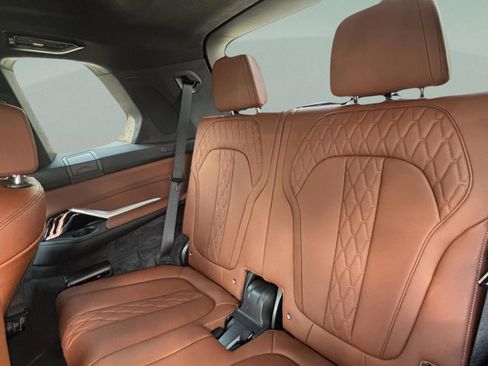 Used 2026 BMW ALPINA XB7 image 29