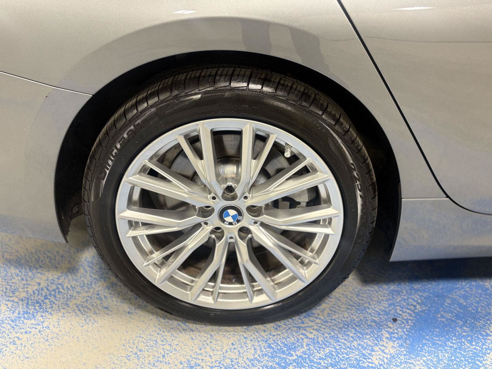 Used 2024 BMW 330i xDrive Sedan w/ Convenience Package AWD/4WD image 37