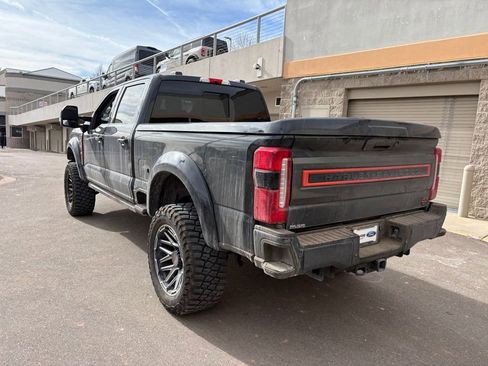 Used 2026 Ford F250 Lariat w/ Black Appearance Package image 5