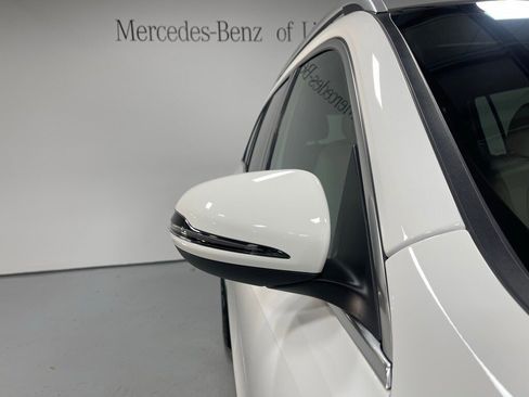 Used 2026 Mercedes-Benz GLB 250 4MATIC image 12