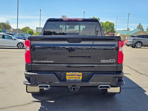 Used 2022 Chevrolet Silverado 1500 High Country AWD/4WD image 5