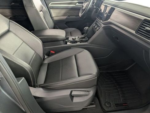 Used 2023 Volkswagen Atlas SE AWD/4WD image 36