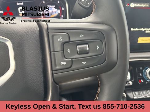 Used 2025 GMC Sierra 2500 AT4 image 30