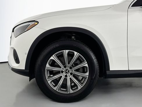 Certified 2025 Mercedes-Benz GLC 300 GLC 300 image 10
