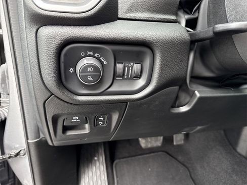 Used 2025 RAM 1500 Big Horn image 16
