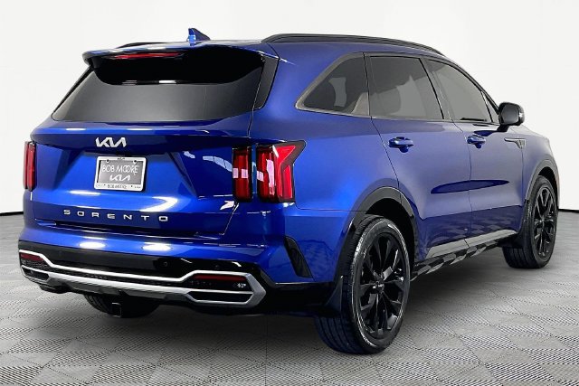 Certified 2022 Kia Sorento SX FWD image 6